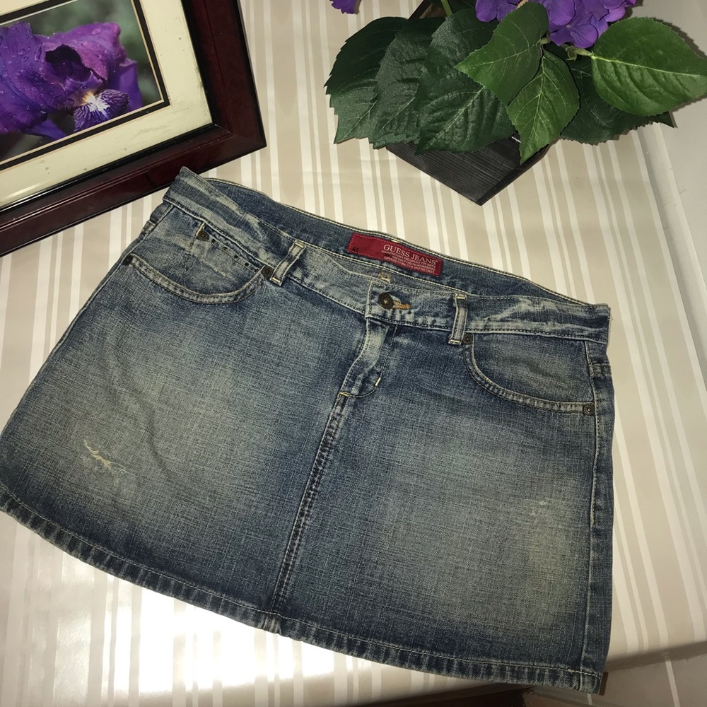 🍓🍓Guess jean skirt